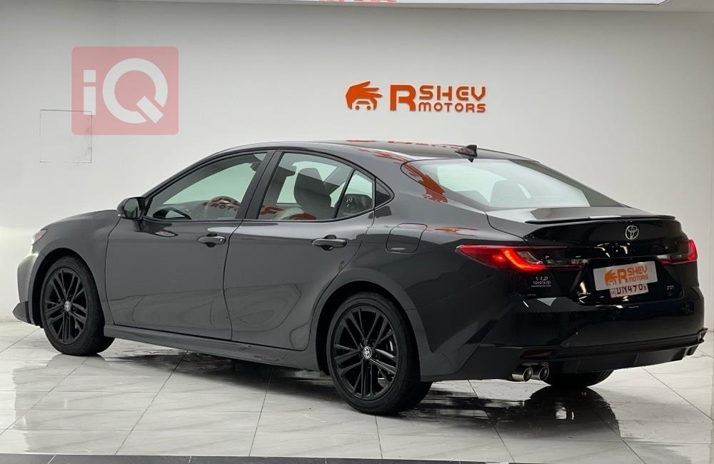 تويوتا كامري